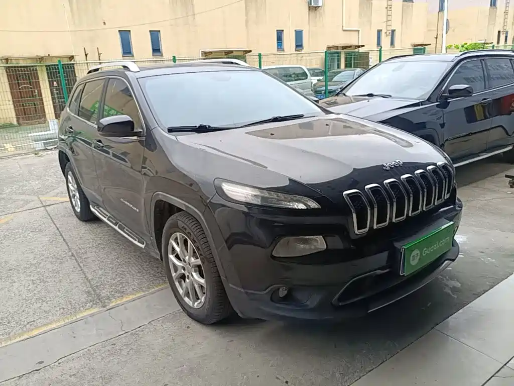 Cherokee 2.4 L Leading Intelligent