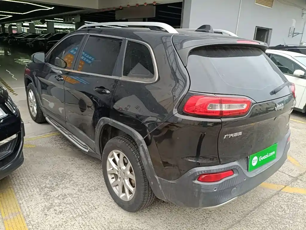 Cherokee 2.4 L Leading Intelligent