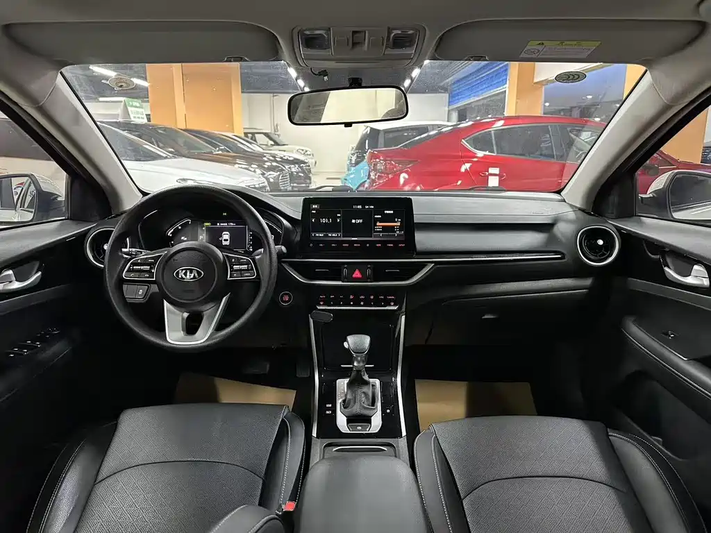 Kia K3 1.5 L CVT Fashion