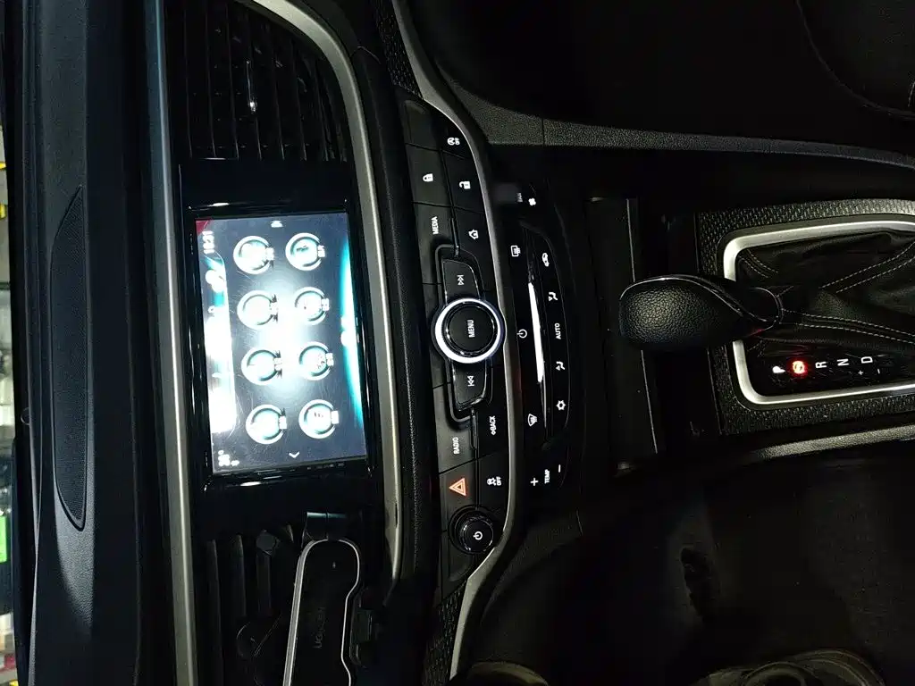 Excelle GX 18 T Auto Connected Elite CN-VI