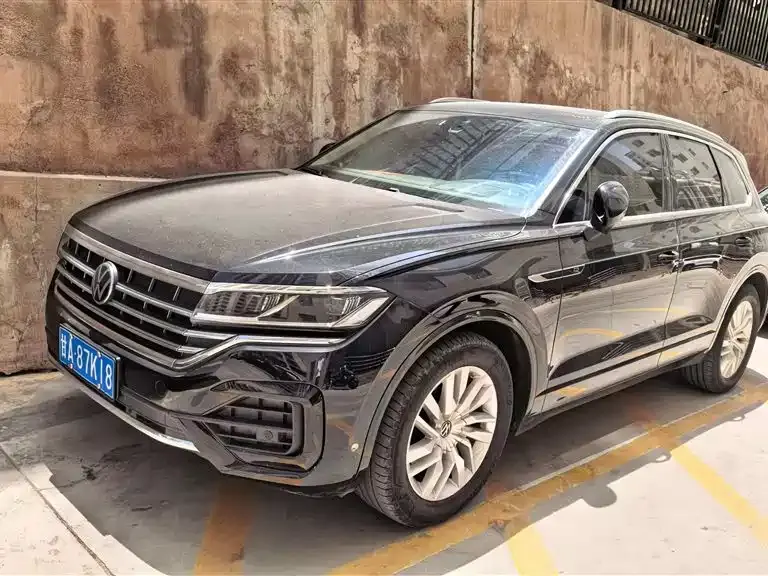 Volkswagen Touareg 2.0 TSI Sharp Style
