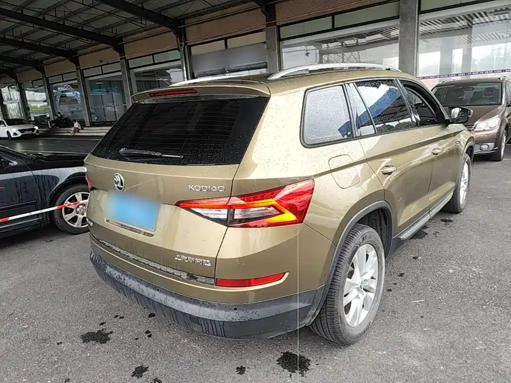 Kodiaq TSI330 5-seat 2 WD Luxury
