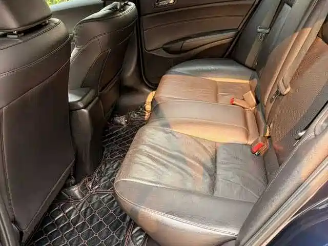 Acura ILX 1.5 L Hybrid