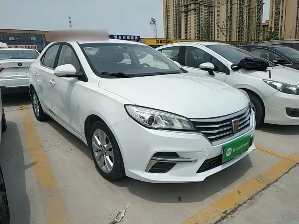 Roewe 360 PLUS 1.5 L Manual Luxury