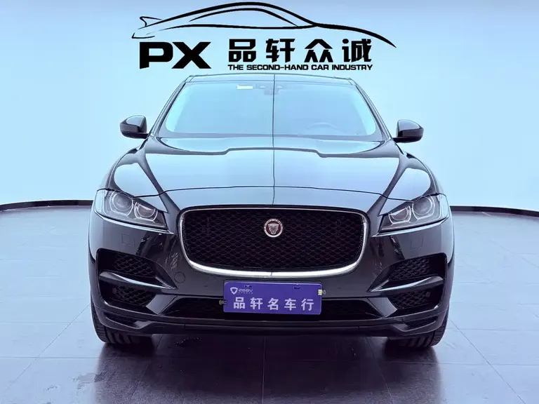 Jaguar F-PACE 2.0 T Urban Premium