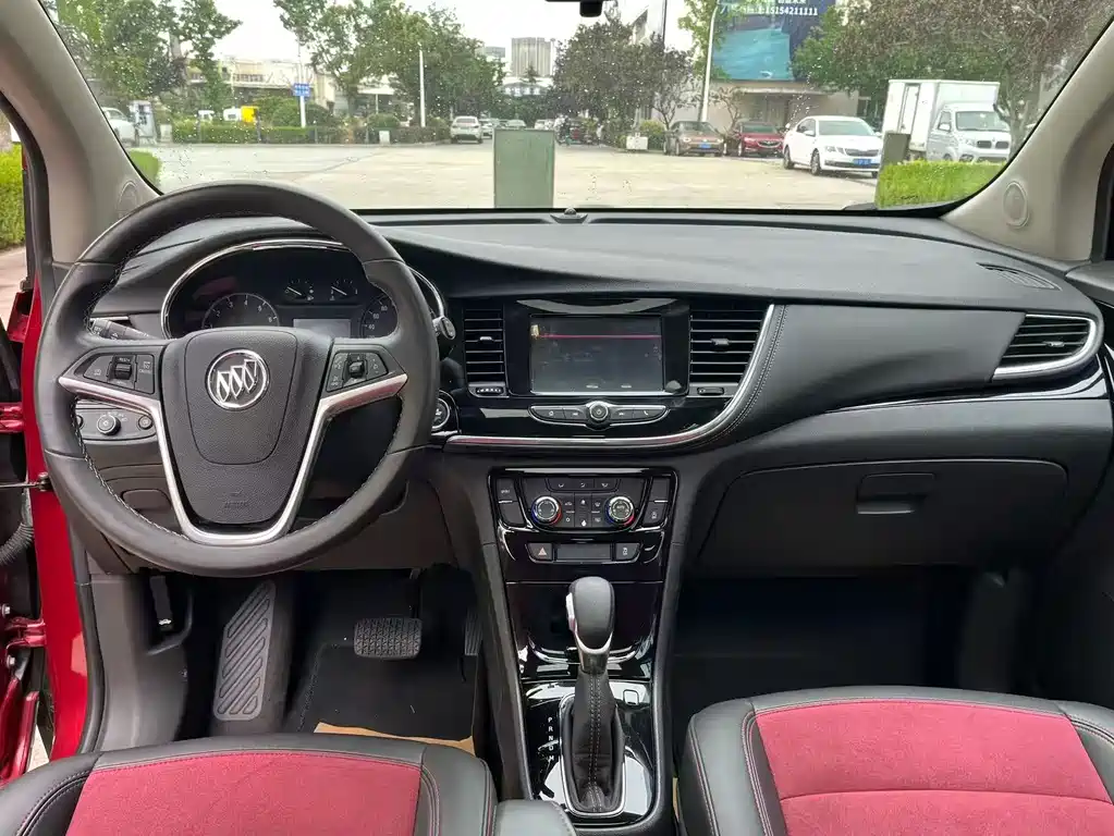 Encore 18 T Auto 2 WD Urban Elite
