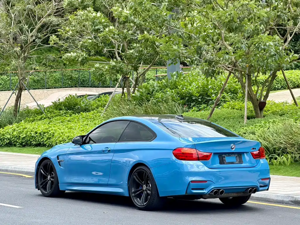 BMW M4 宝马M4 2015款 M4双门轿跑车 MT
