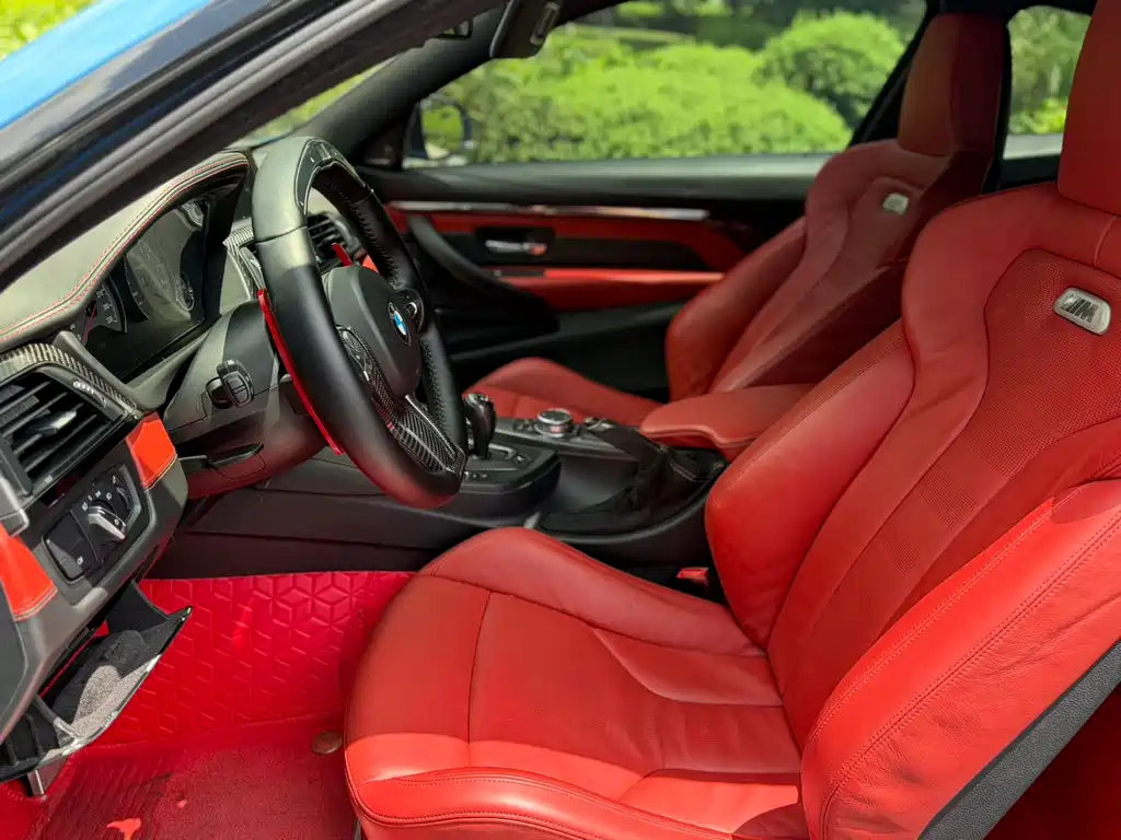 BMW M4 宝马M4 2015款 M4双门轿跑车 MT
