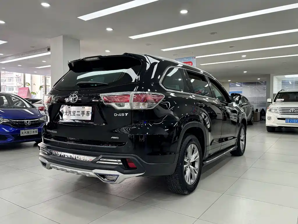 Highlander 2.0 T 2 WD Elite 5-seat