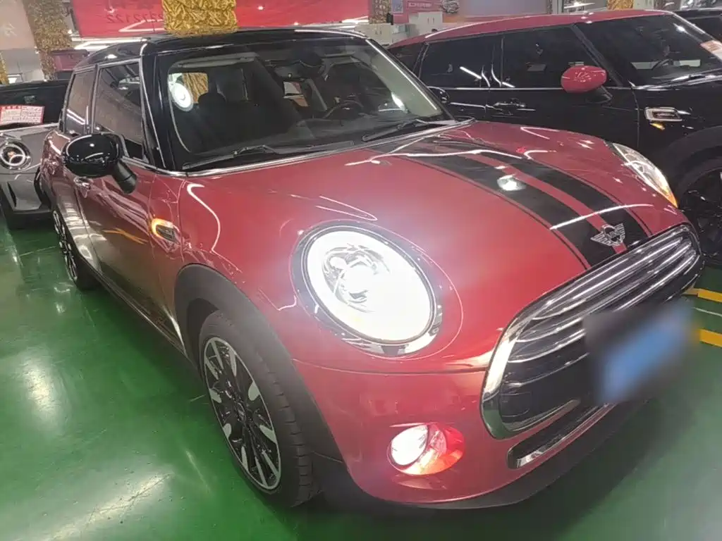 MINI MINI 2016款 1.5 T COOPER 表现派 五门版