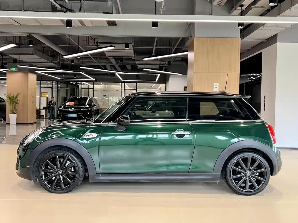 MINI 2.0 T COOPER S