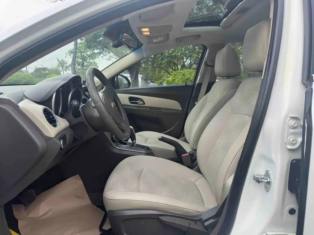 Cruze 1.5 L Classic SE AT