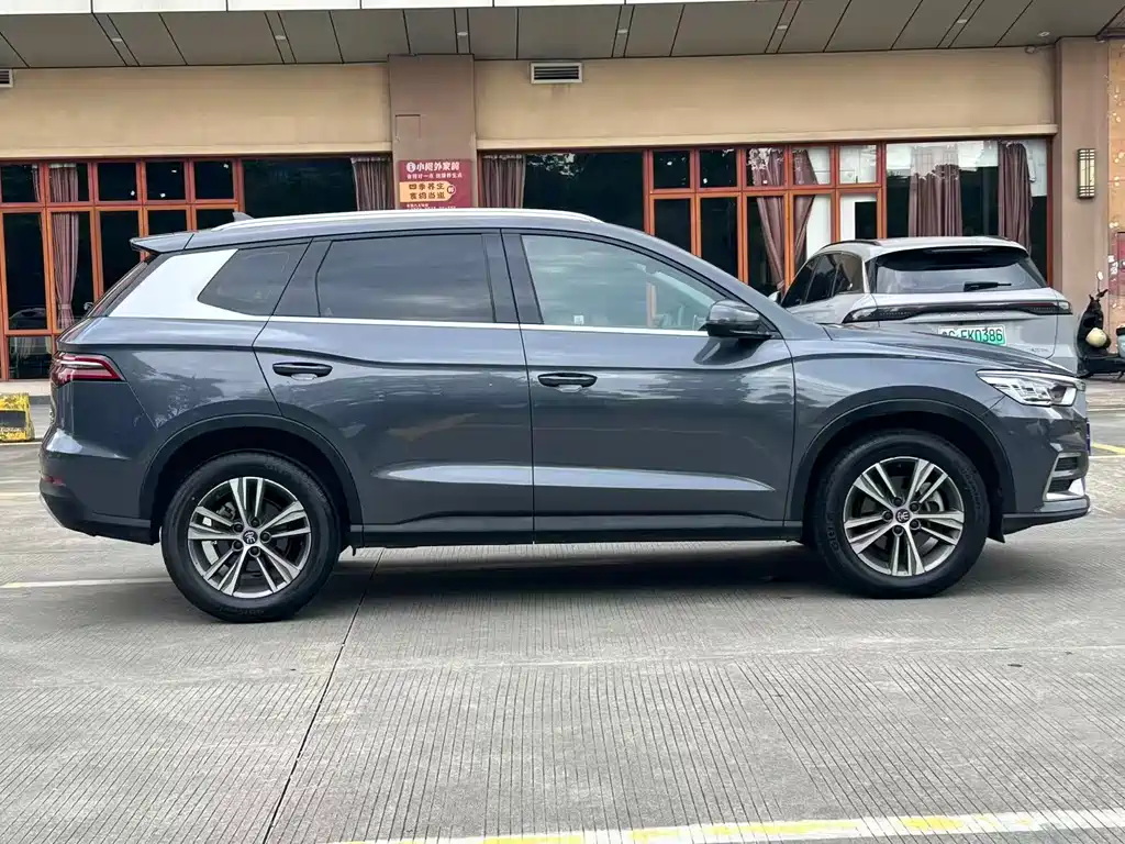 Song Pro 1.5 T Auto Elite