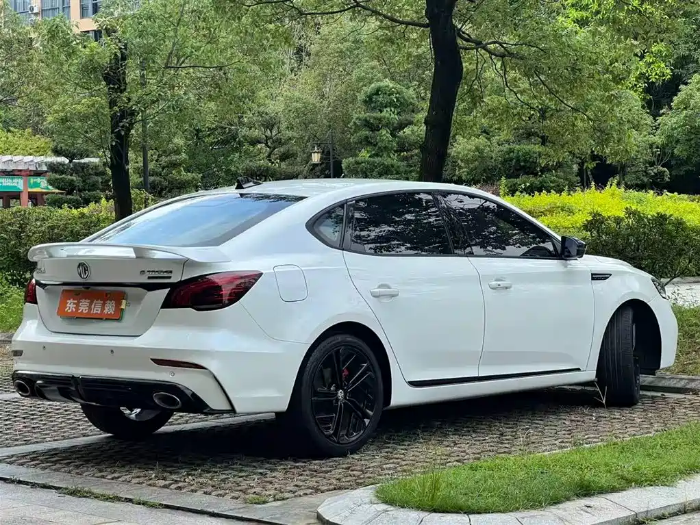 MG 6 NEV 名爵6新能源 2020款 1.5 T 混动Trophy旗舰版