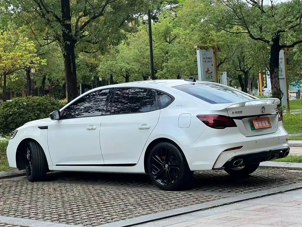 MG 6 NEV 名爵6新能源 2020款 1.5 T 混动Trophy旗舰版