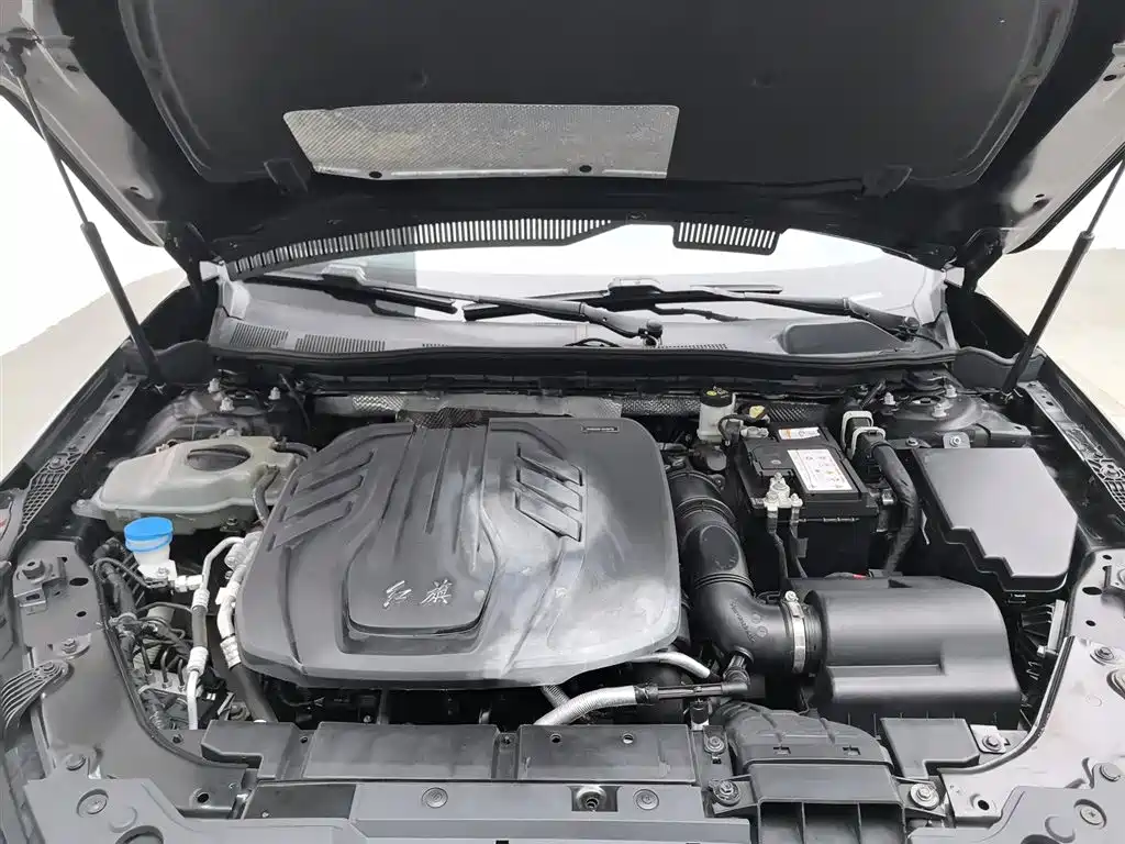 Hongqi H5 Classic 1.5 T DCT Flagship Charm