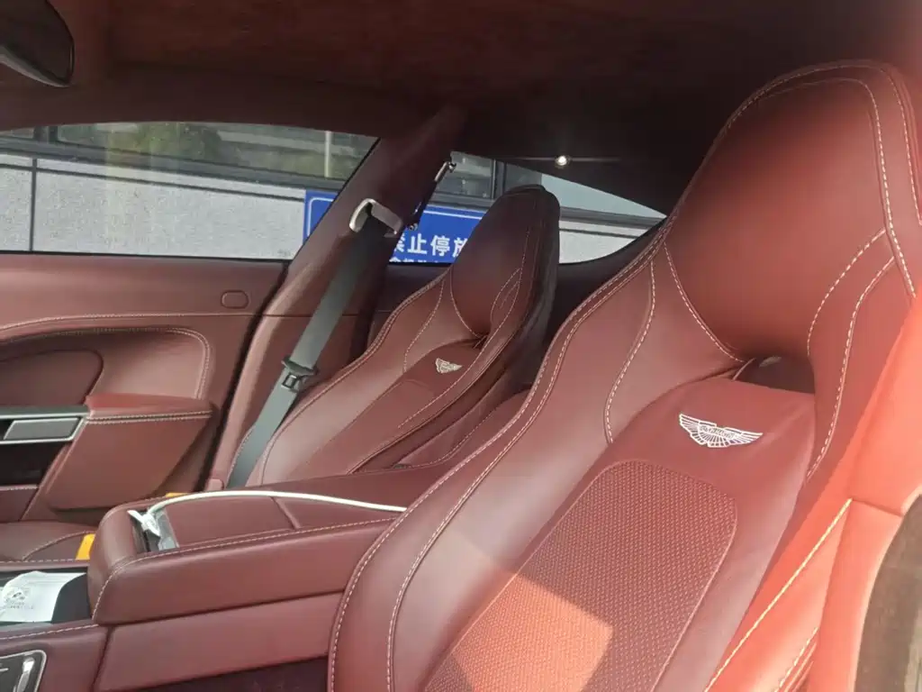 Rapide 6.0 L S