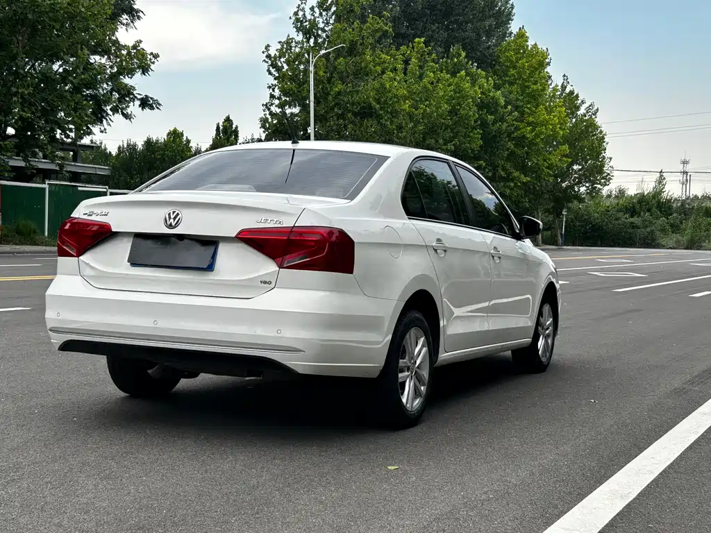 Jetta 捷达 2017款 1.5 L 自动豪华型