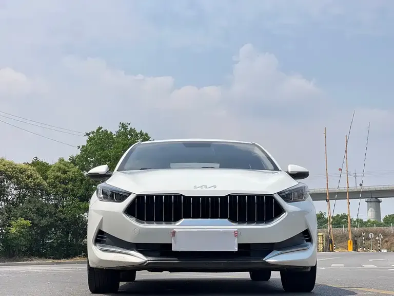 Kia K3 1.5 L CVT Fashion