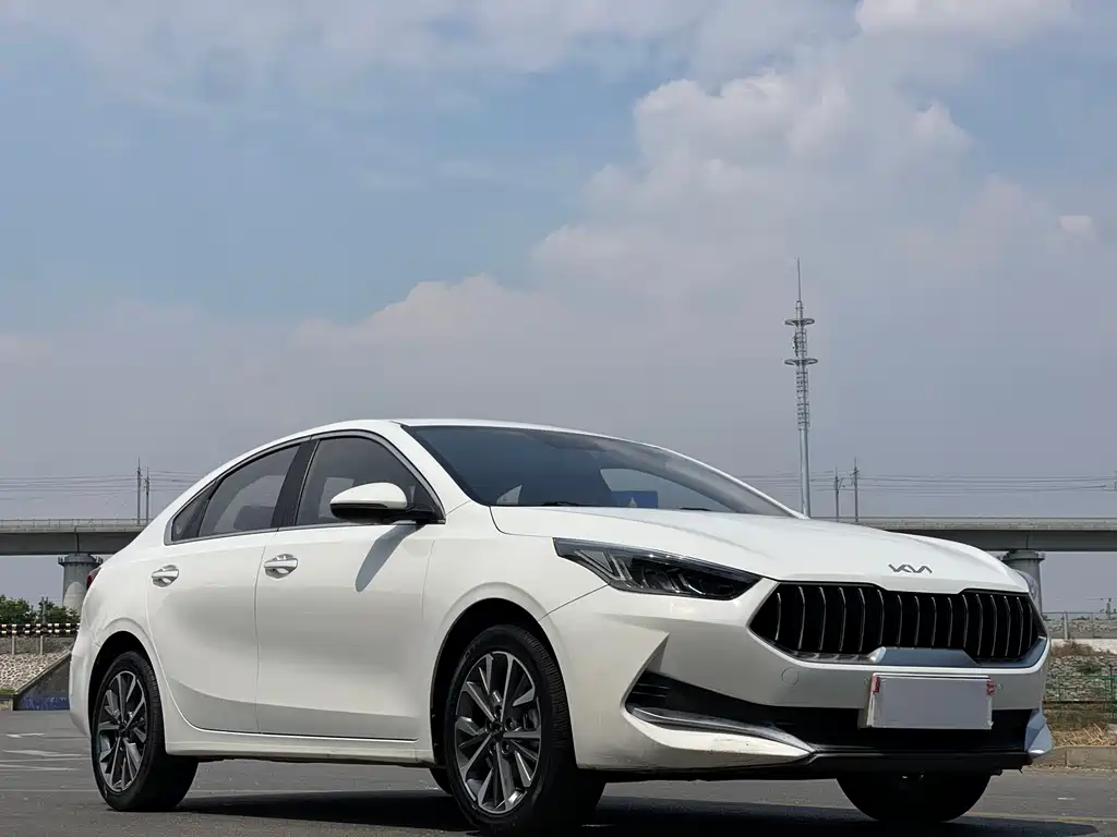Kia K3 1.5 L CVT Fashion