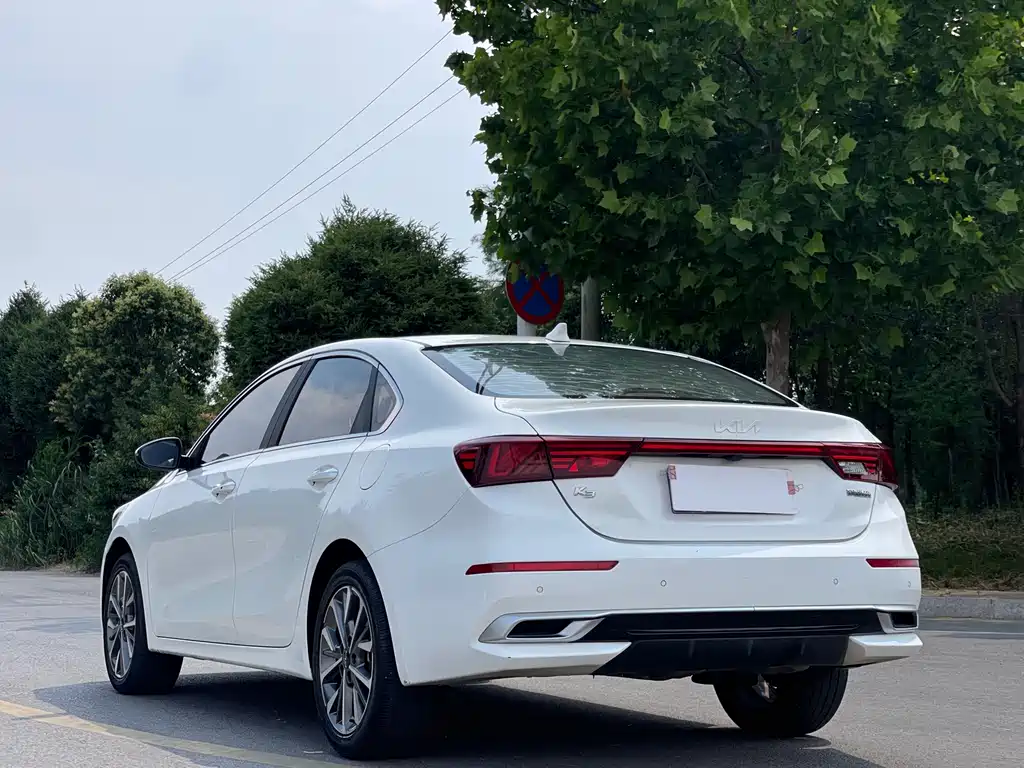 Kia K3 1.5 L CVT Fashion