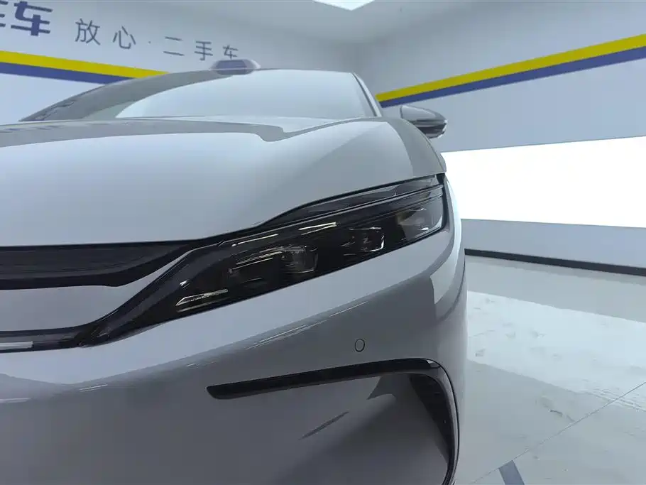 Han DM-i Smart Drive 125 KM Honored