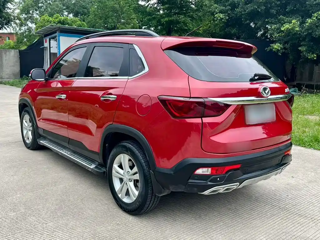BAIC Huansu S5 1.3 T CVT Luxury