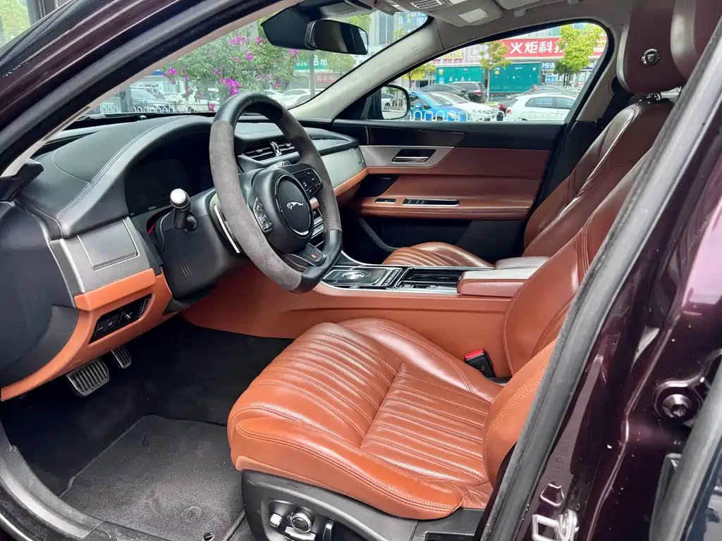 Jaguar XFL XFL 3.0 SC 340 PS Opulent