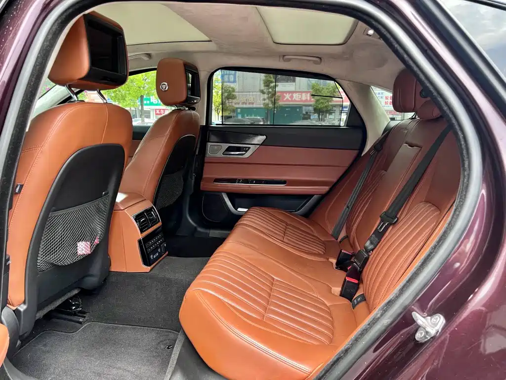 Jaguar XFL XFL 3.0 SC 340 PS Opulent