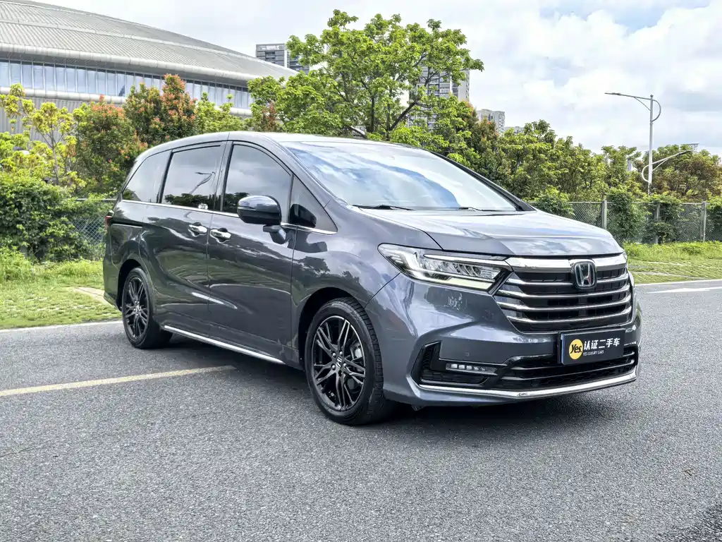Odyssey 2.0 L e:HEV Sharp· Shine Enjoyment