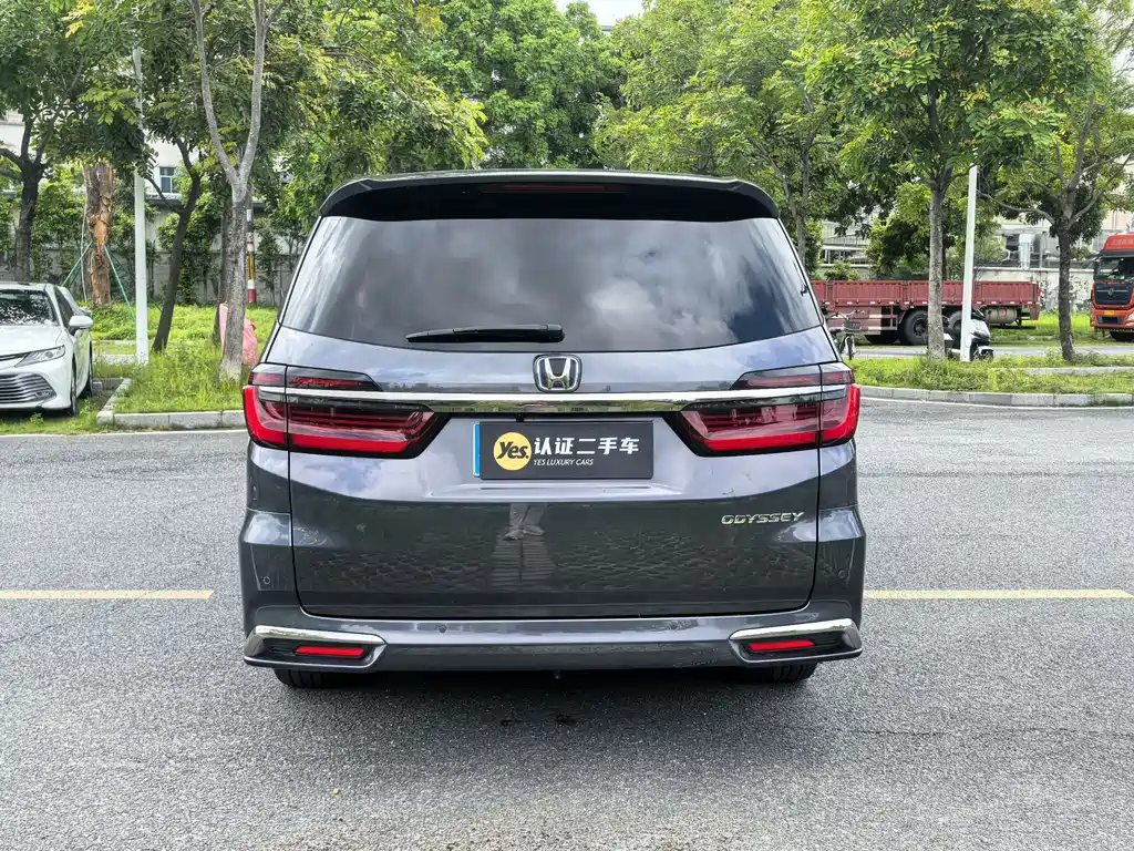 Odyssey 2.0 L e:HEV Sharp· Shine Enjoyment
