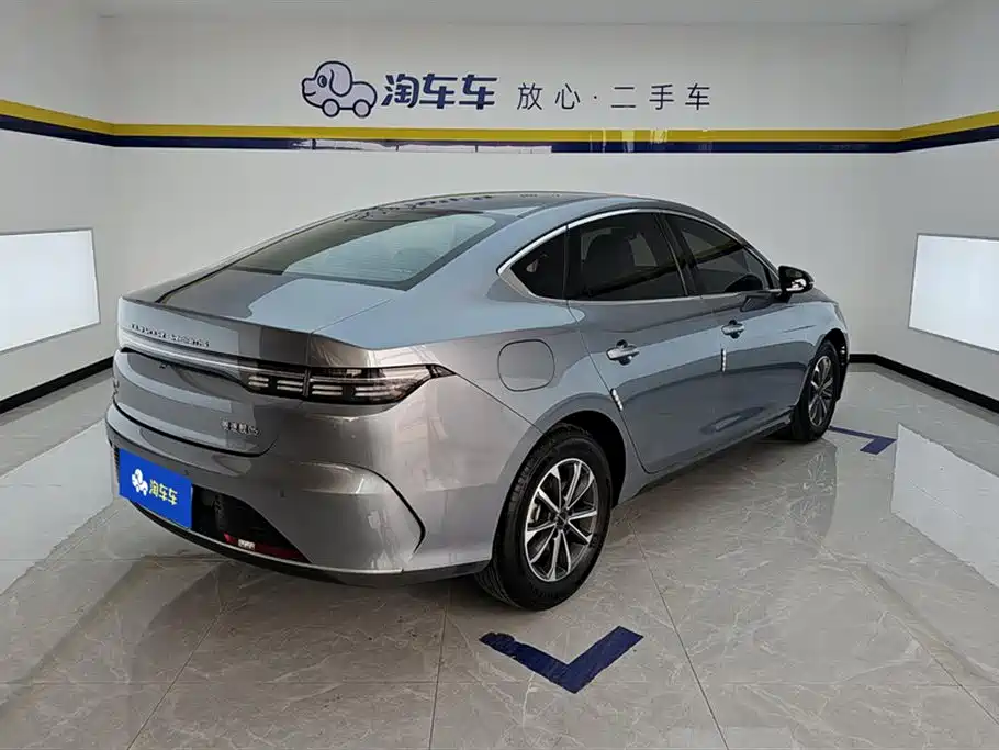 Destroyer 05 Glory DM-i 55 KM Luxury