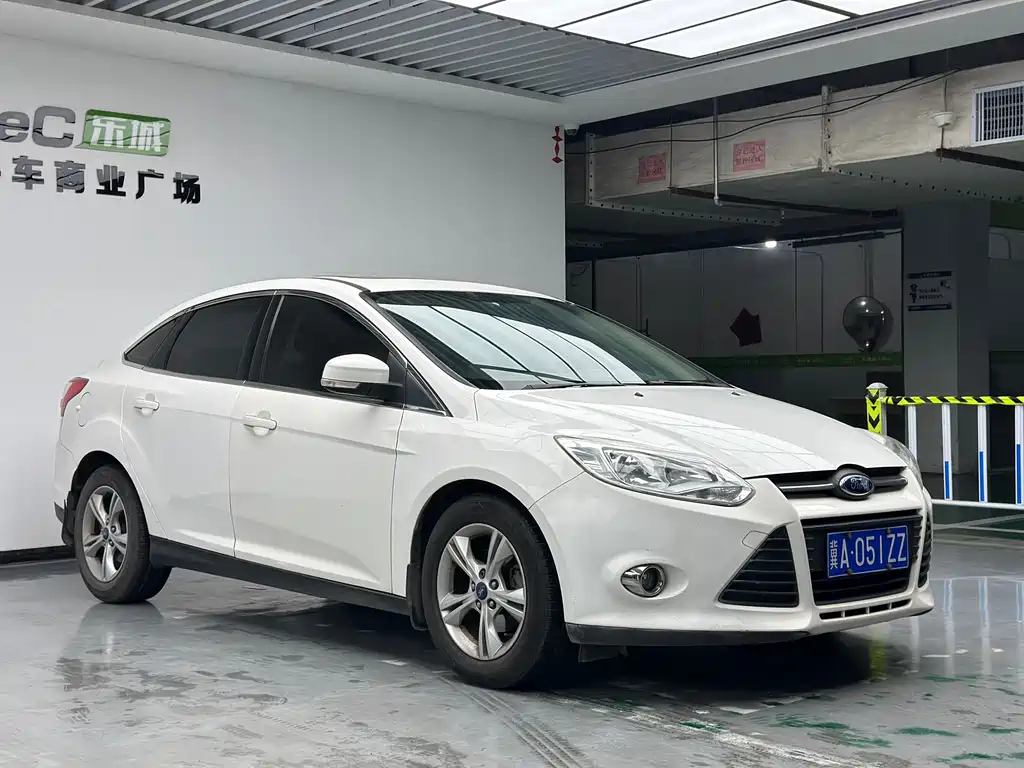 Focus Sedan 1.6 L Auto Style
