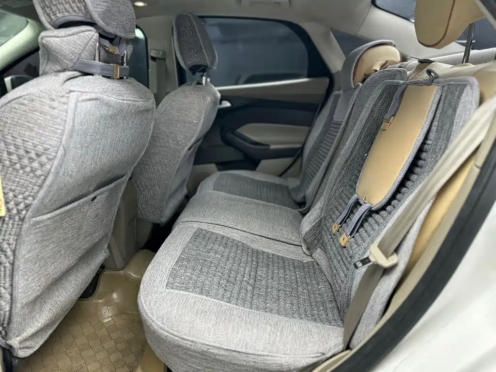 Focus Sedan 1.6 L Auto Style