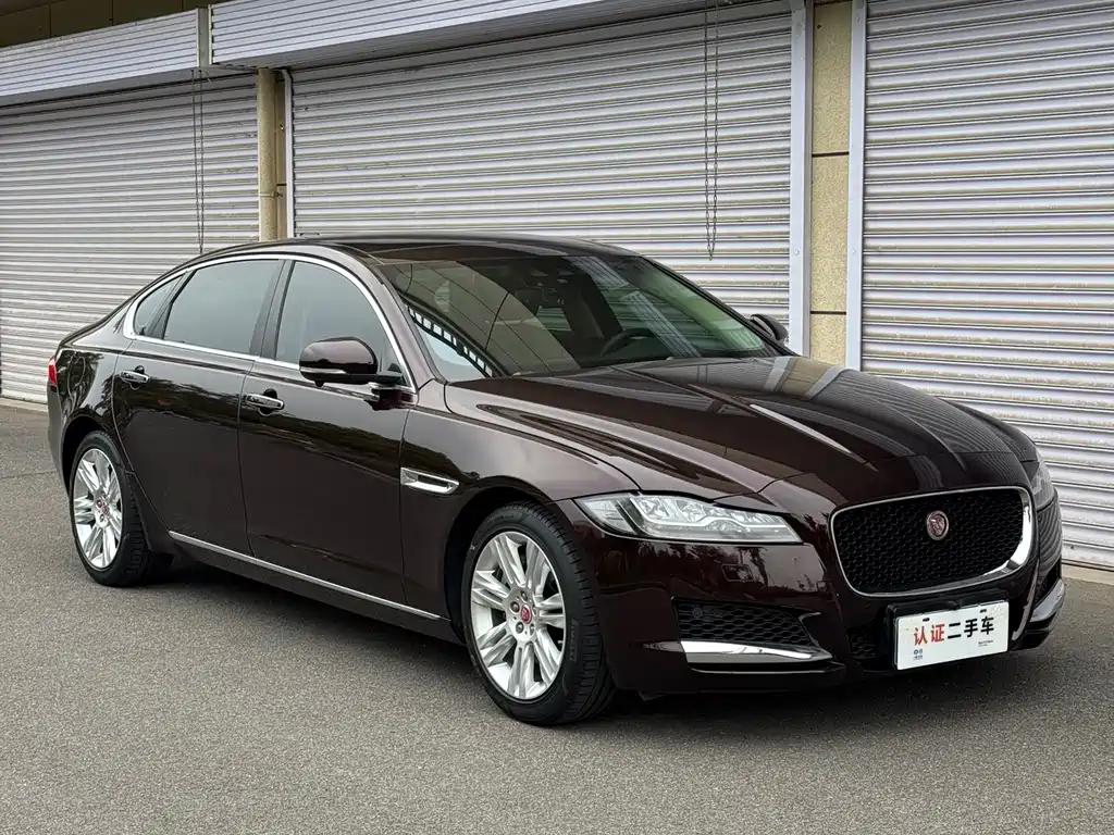 Jaguar XFL XFL 2.0 T 250 PS Premium