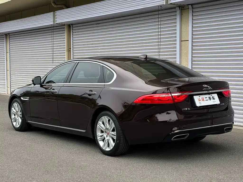 Jaguar XFL XFL 2.0 T 250 PS Premium