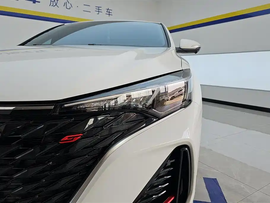 Eado PLUS 1.4 T DCT High Energy
