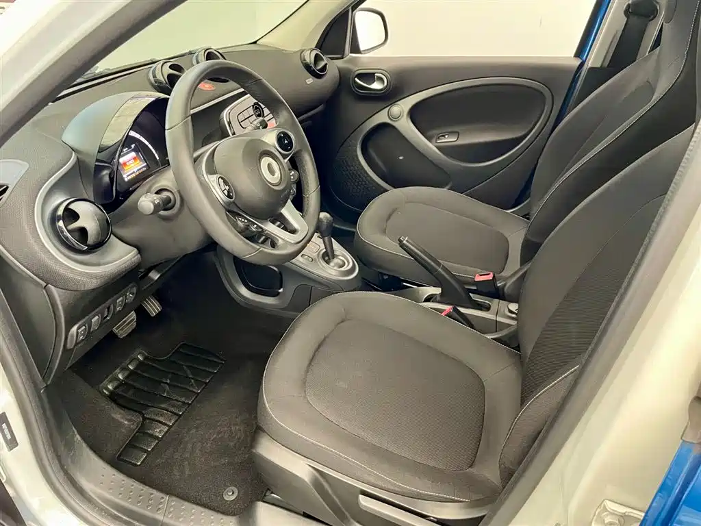 smart forfour 1.0 L 52 kW Passion