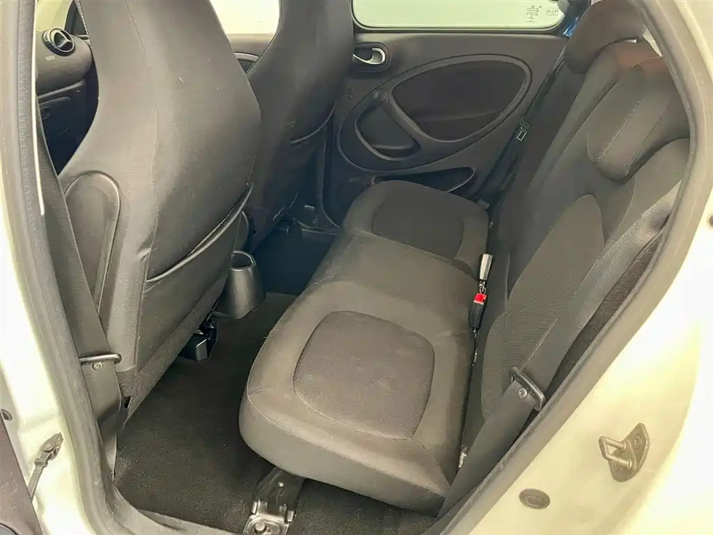 smart forfour 1.0 L 52 kW Passion