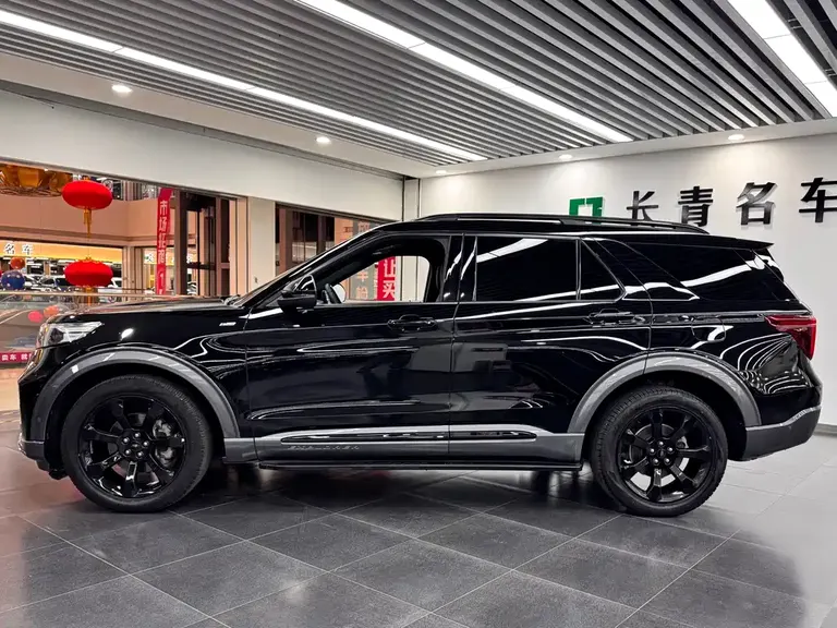 Ford Explorer EcoBoost 285 4 WD Sport ST-LINE 6-seat