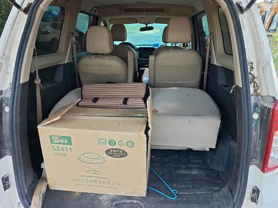 Wuling Hongguang 1.5 L S Comfort CN-VI LAR