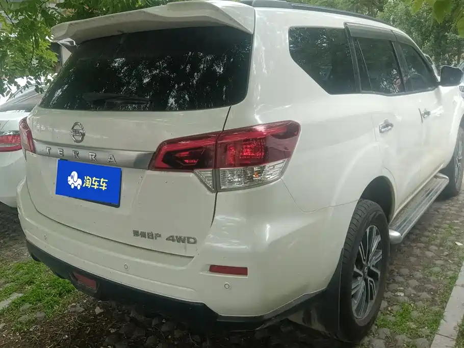 Terra 2.5 L XL Upper 4 WD Auto 4 WD Luxury