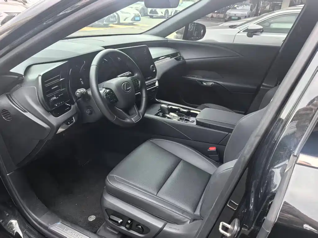Lexus RX 300 4 WD Enjoyment