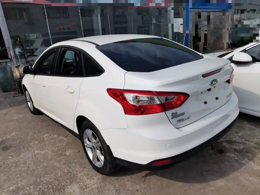 Focus Sedan 1.6 L Auto Style