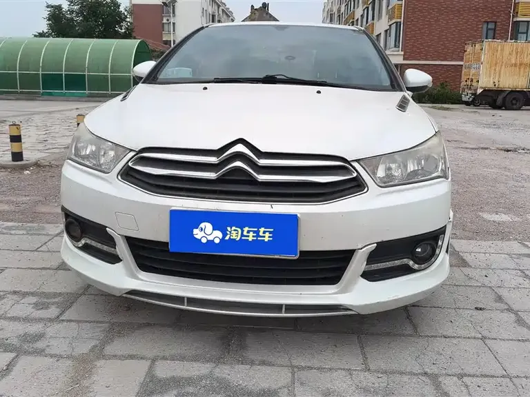 Citroën C-Quatre 世嘉 2014款 1.6 L 手动车载互联版