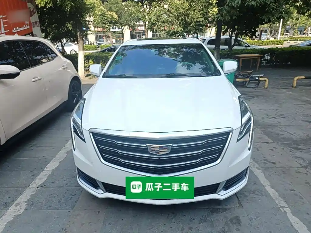 Cadillac XTS 28 T Tech