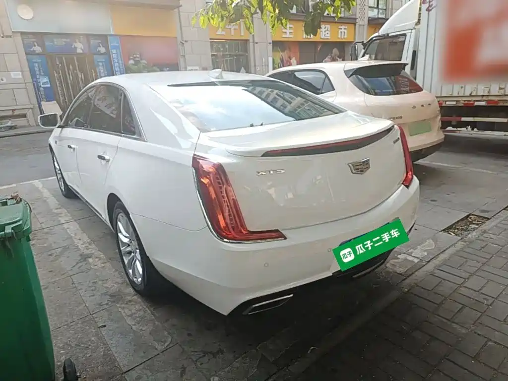 Cadillac XTS 28 T Tech