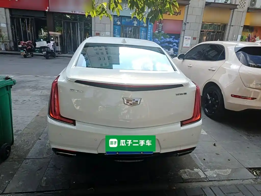 Cadillac XTS 28 T Tech