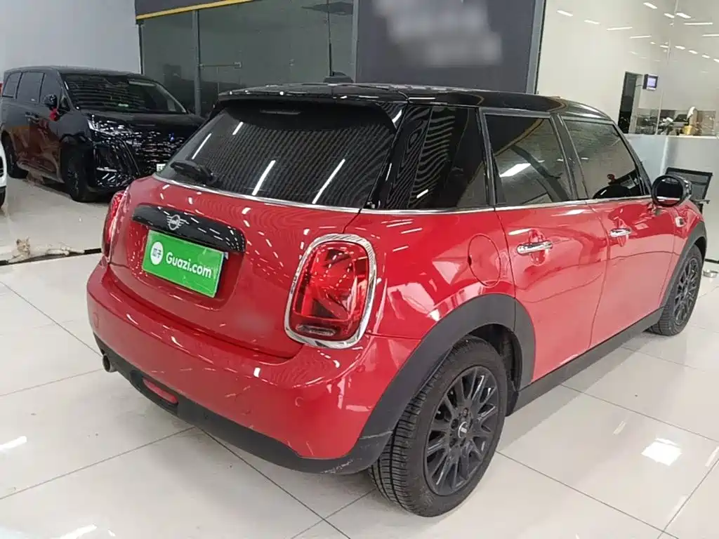 MINI MINI 2020款 1.5 T COOPER 经典派 五门版