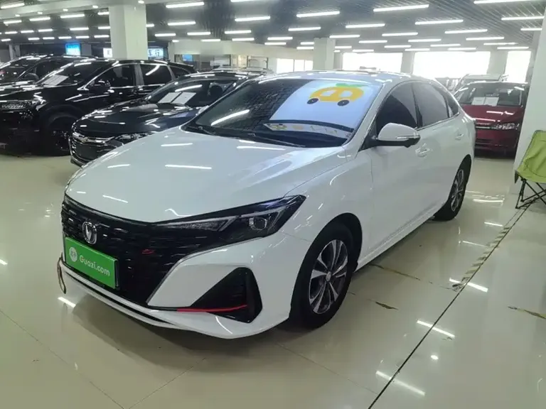 Changan Eado Smooth Enjoyment PLUS Blue Whale NE 1.4 T GDI DCT Distinguished